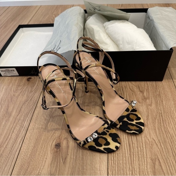 NWT Giuseppi Zanotti Alien Crystal-Detailed Leopard Sandals - Picture 9 of 15